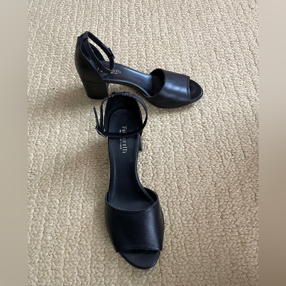 Fabianelli Black Block Heel Sandal